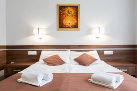 Árpád Hotel Tatabánya – 2. kép