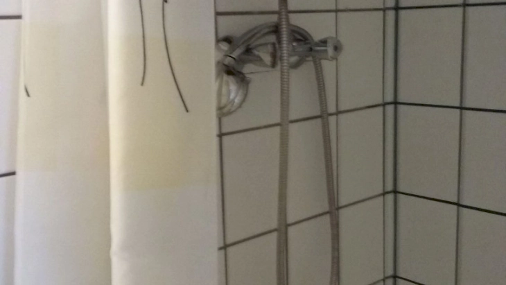 Földszinti, udvarra nyíló szoba – 2. kép