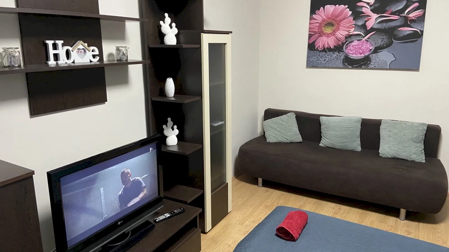 Melinda Apartman