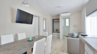 Premium apartman erkéllyel, 2 hálószobás - Villa Olivér 3