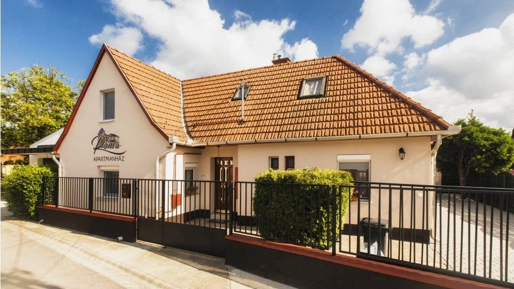 Róma apartmanház