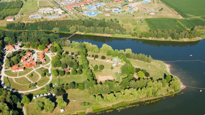 Aquatherma Termálfalu és Kemping
