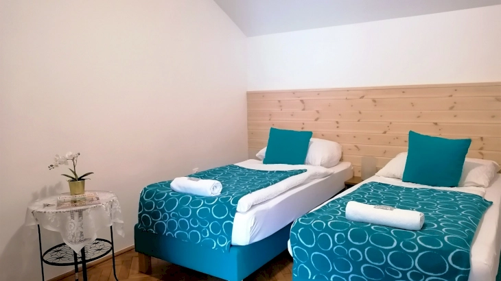 Kétágyas szoba 1 fő részére – 1. kép