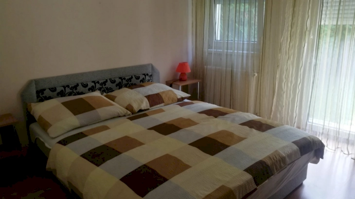 Apartman két háló+nappalival 5 fő részére – 1. kép