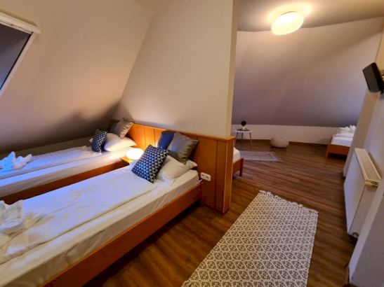 Standard szoba különággyal – 1. kép