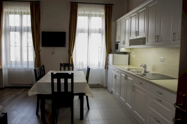 Kenyér apartman – 2. kép