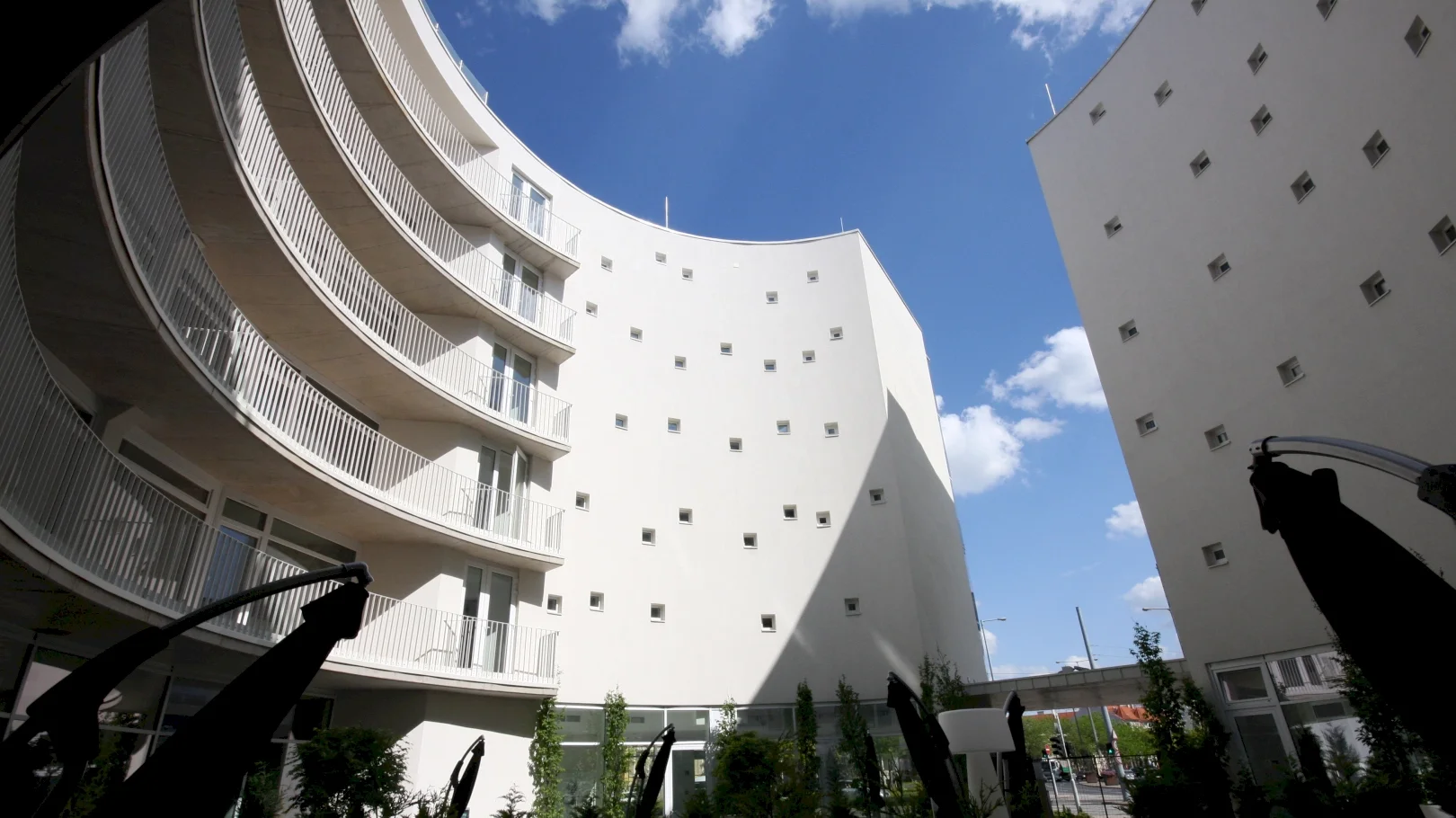 Párizs Garden Apartments – 2. kép