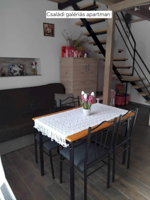 Családi galériás 4 + 1 fős apartman külön bejárattal – 5. kép