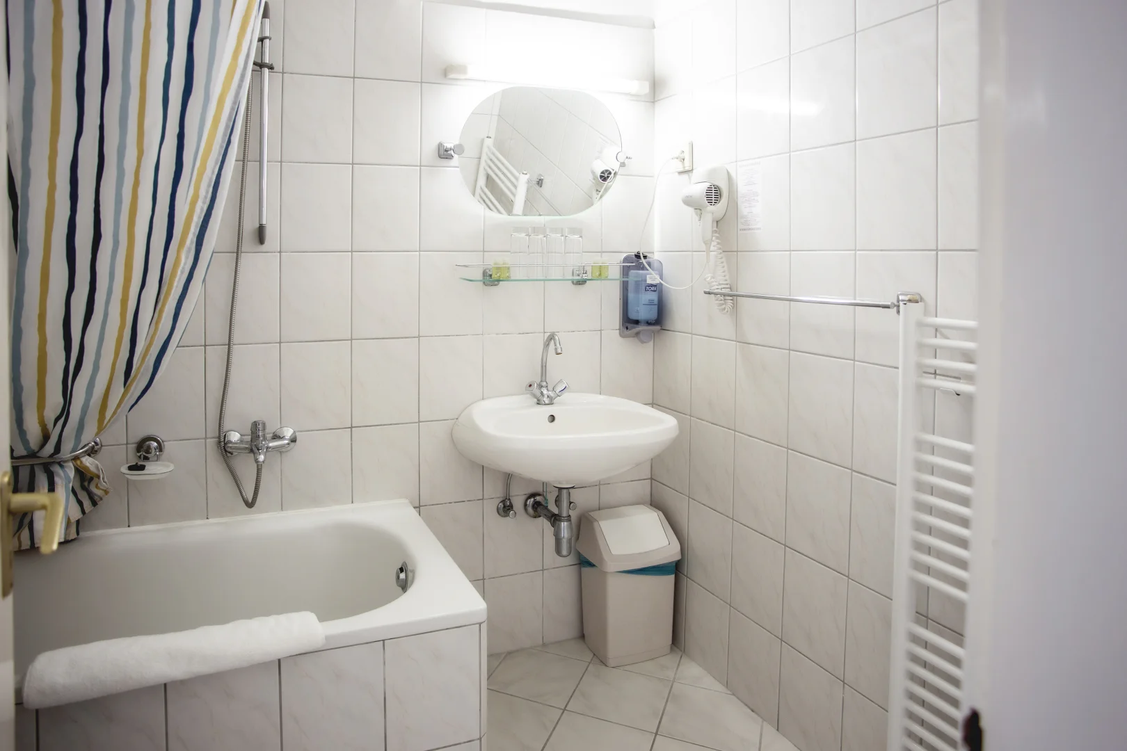 Kapos Hotel – 9. kép