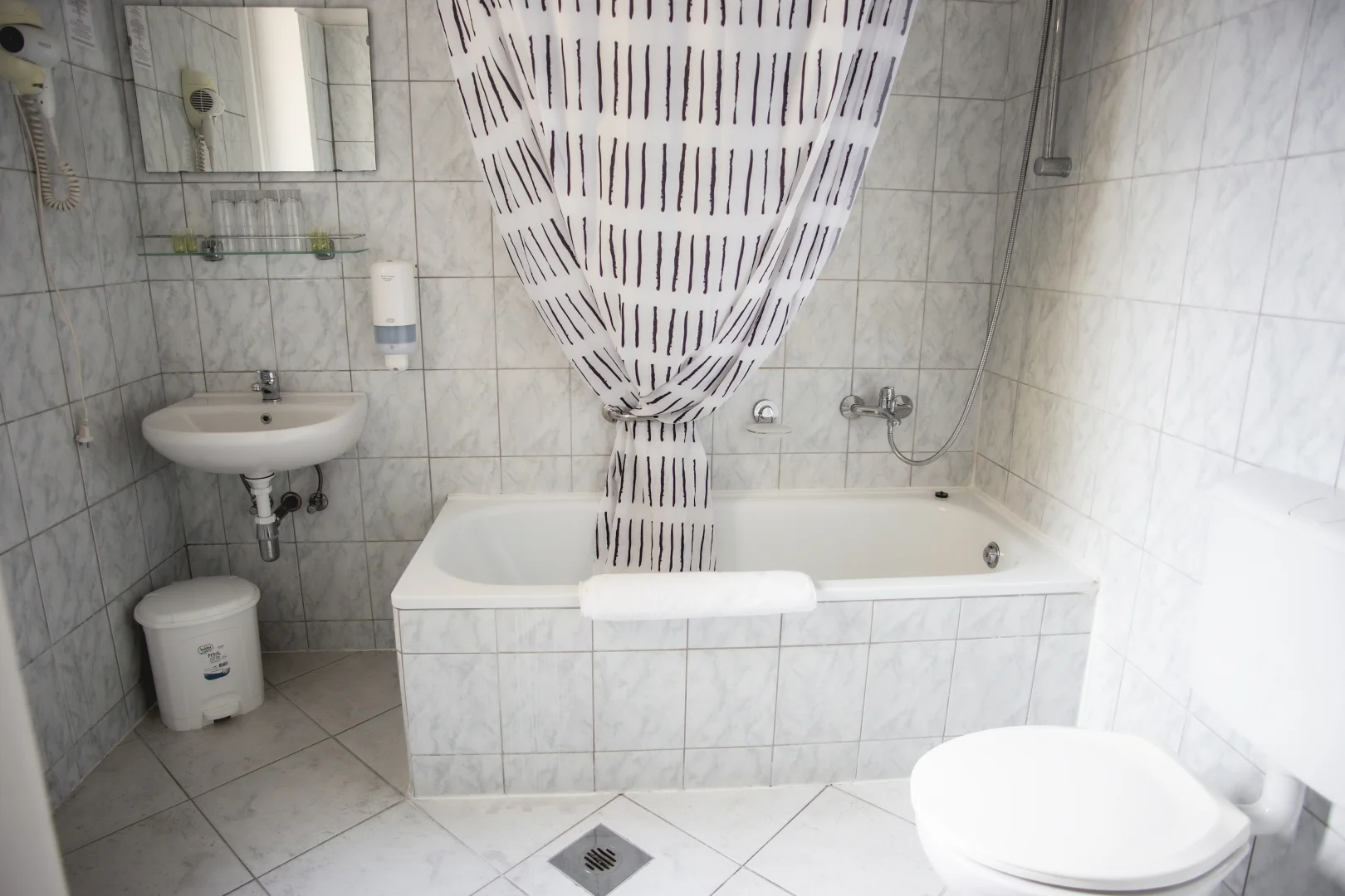 Kapos Hotel – 8. kép