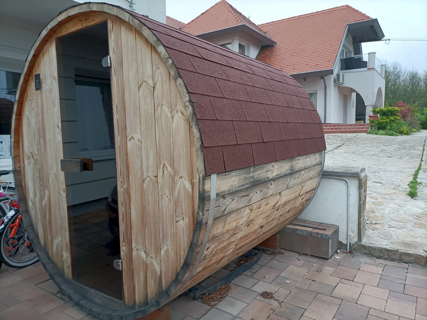 Páhok Apartmanház – 3. kép