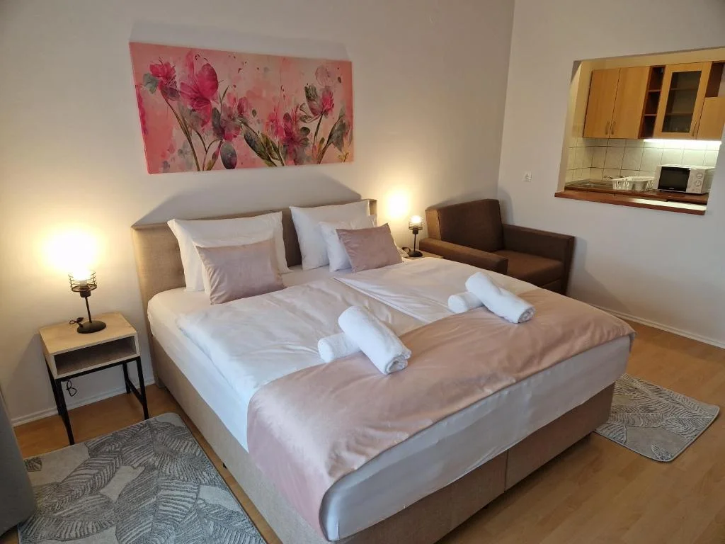 Holdvirág Hotel – 53. kép