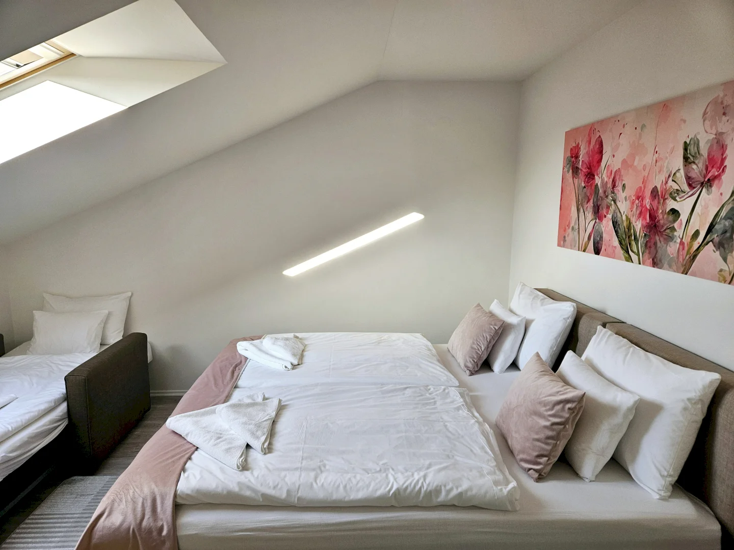 Holdvirág Hotel – 43. kép