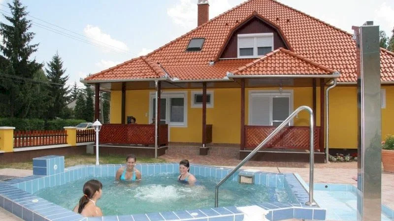 Korona Apartmanház – 11. kép