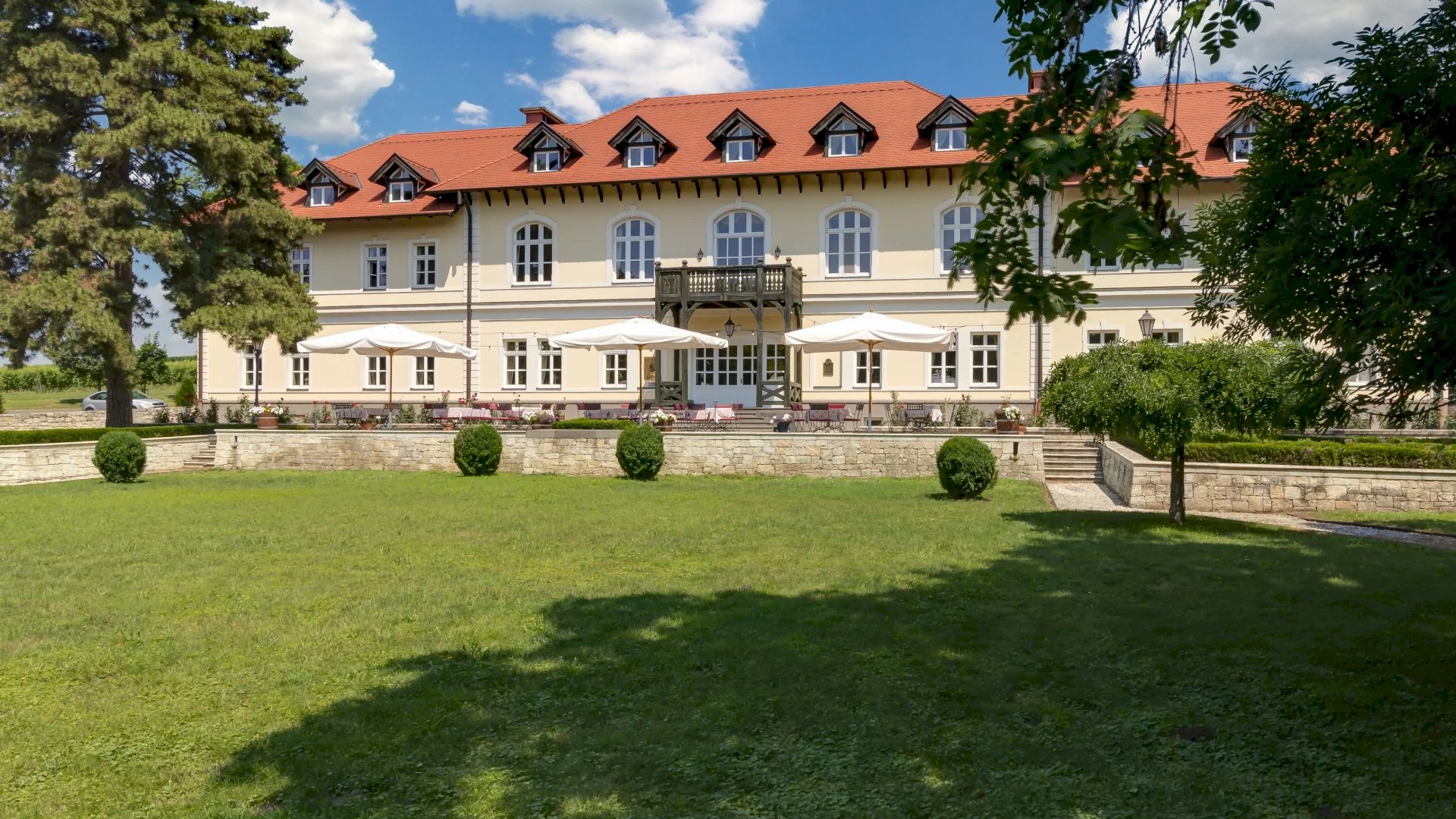 Gróf Degenfeld Kastélyszálló****Superior – 11. kép