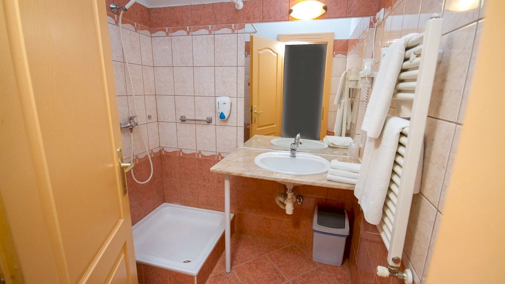 Hotel Platán – 20. kép
