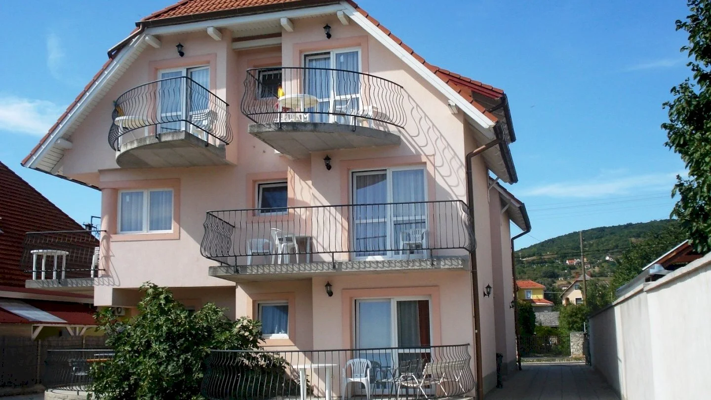 Abigél Apartmanház