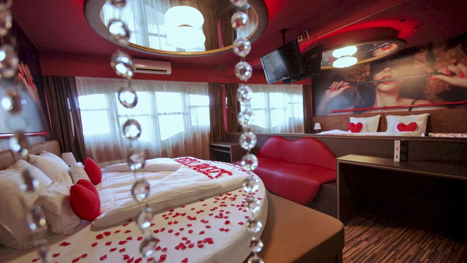 Corvin Hotel & Gyulai Wellness Apartmanok – 3. kép