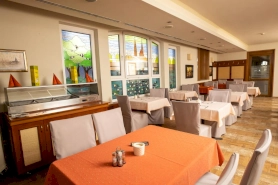 Dóm Hotel – Étterem