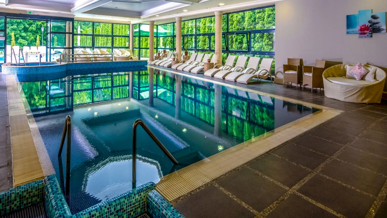 La Contessa Kastélyhotel
