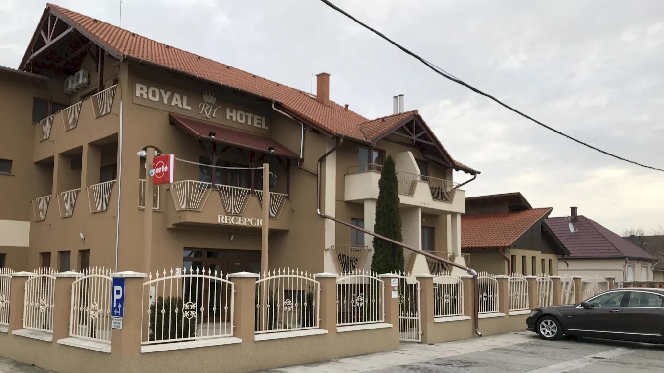 Royal Hotel