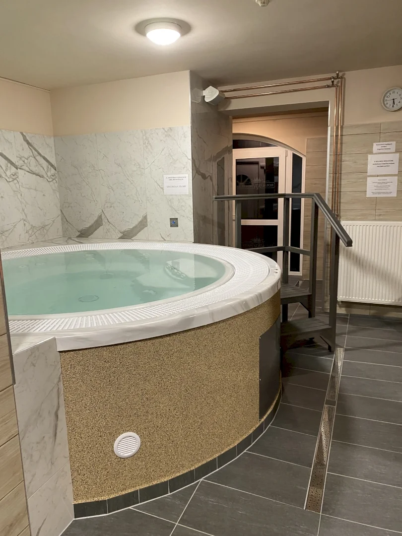 Royal Hotel – 5. kép