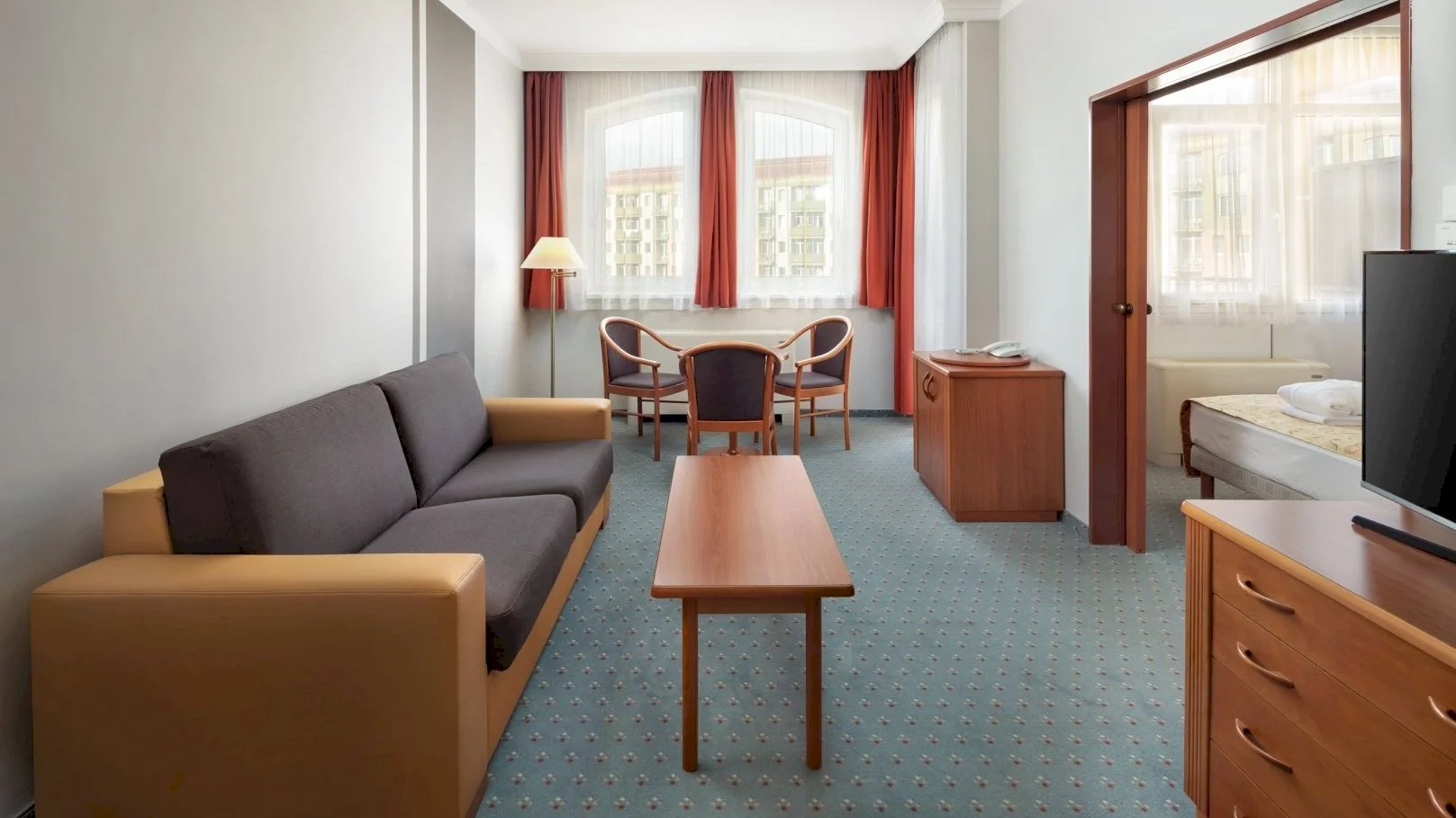 Spa senior lakosztály – 1. kép