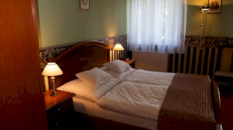 Platán Hotel – Szobák