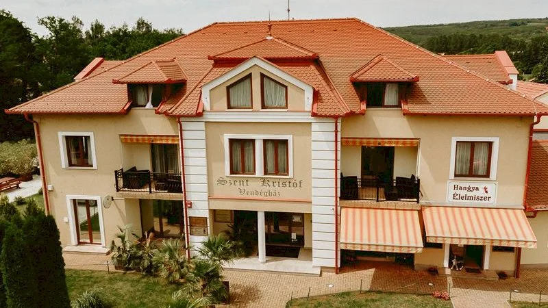 Szerencsemák Panzió