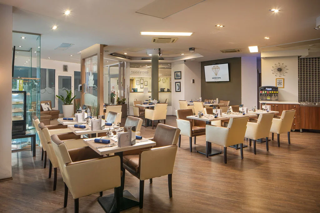 Kristály Hotel – 17. kép