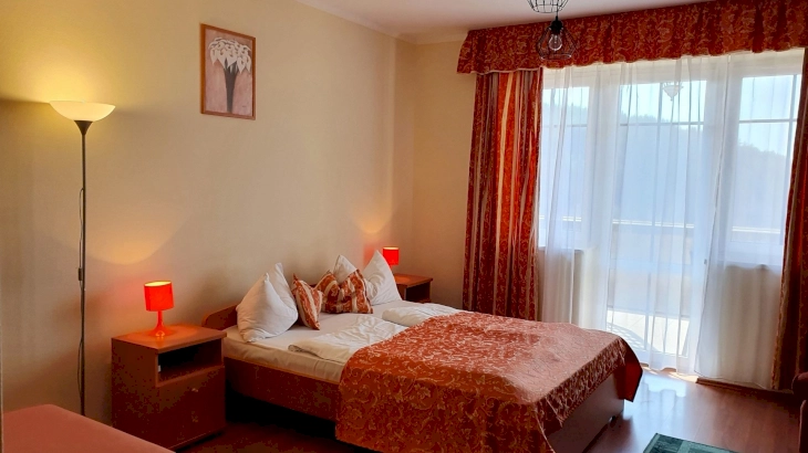 Egy szobás apartman, erkélyes – 7. kép
