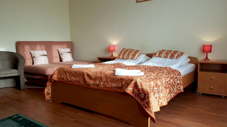 Egy szobás apartman, erkélyes – 1. kép