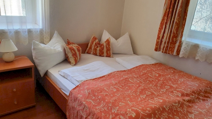 Erkélyes nagy apartman  – 13. kép