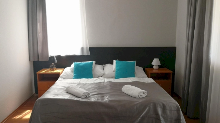 Teraszos nagy apartman – 2. kép